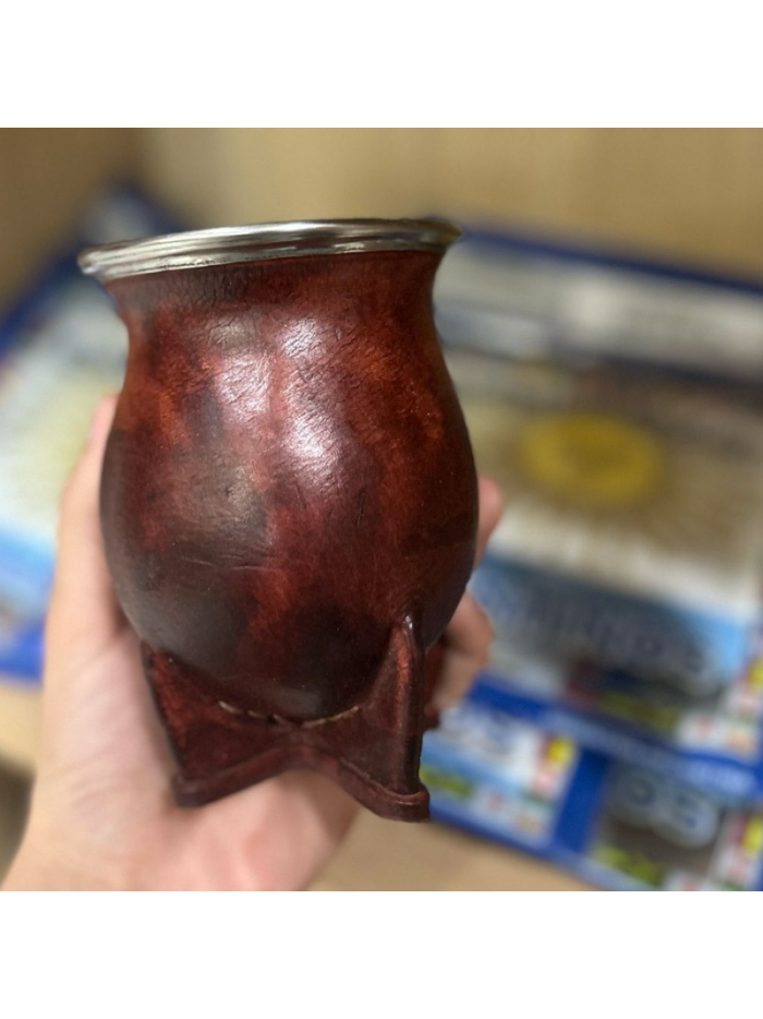 Mate forrado en cuero c/virola CAMIONERO MARRON