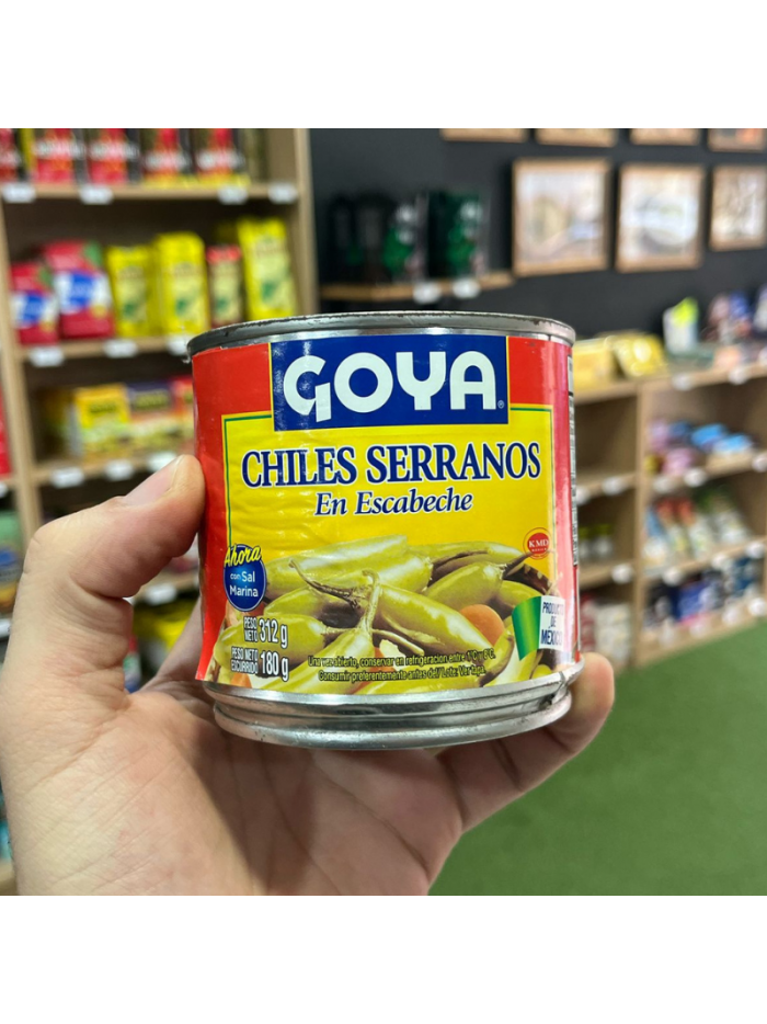 CHILES SERRANOS EN ESCABECHE